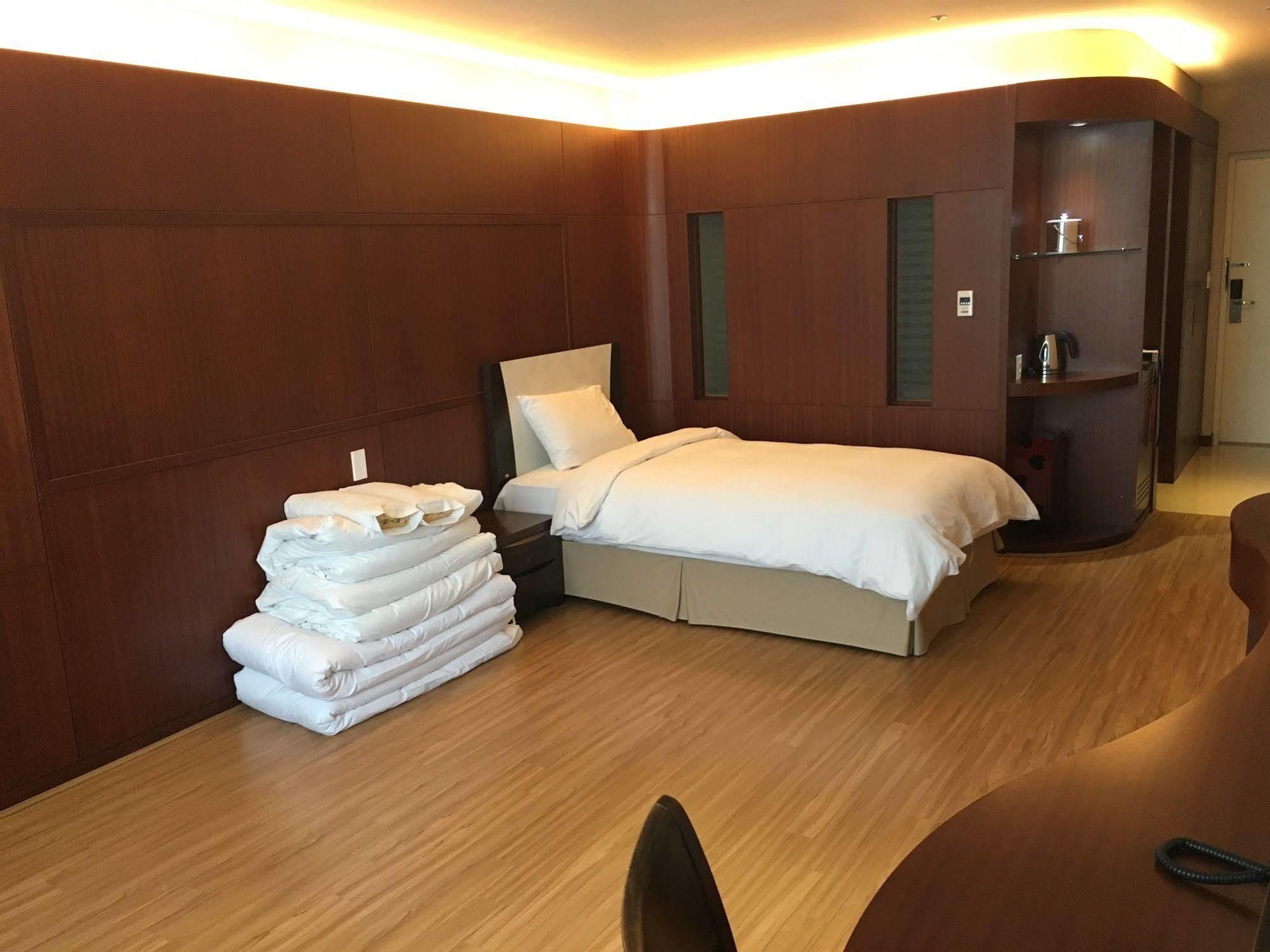 Sun Valley Hotel Yeoju Экстерьер фото